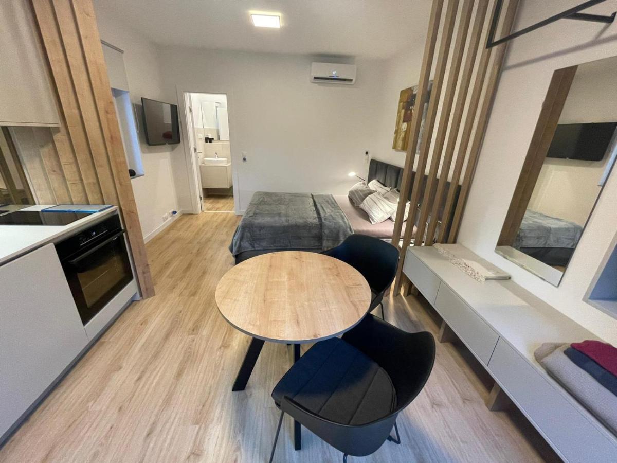Artatore24 - Modern And Stylish Apartments มาลีโลชินจ์ ภายนอก รูปภาพ