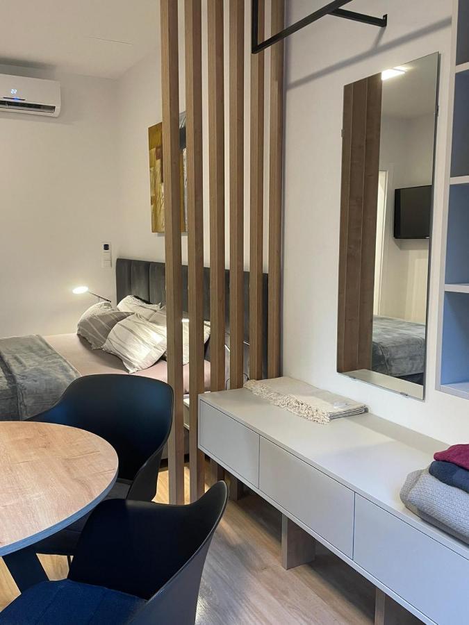 Artatore24 - Modern And Stylish Apartments มาลีโลชินจ์ ภายนอก รูปภาพ